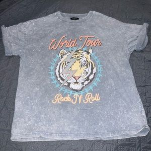 Boutique t-shirt